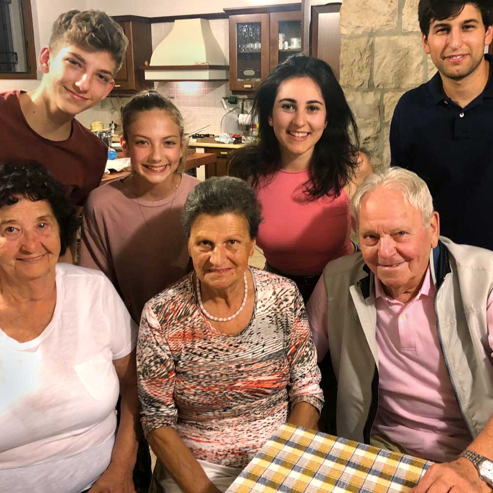 nicole con famiglai italiana e famiglia americana